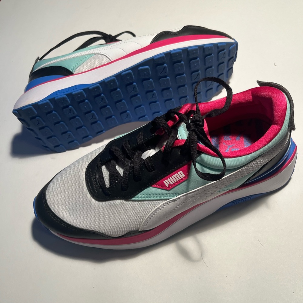 Worn Once Puma Women's Cruise Rider Flair Platform Sneakers